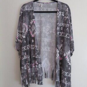 Acting Pro | Size Large | Gray Aztec Tribal Fringe Boho Kimono Cardigan Sweater